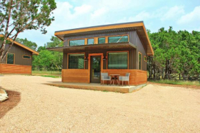 Green Acres Cottages - Gruene Suite